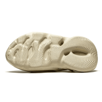 Adidas Yeezy Foam RNNR Sand sneakers heel view