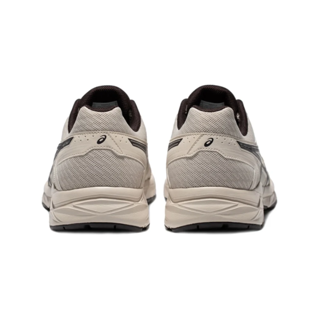 ASICS Gel-Contend 4 Grey Black sneakers upper detail