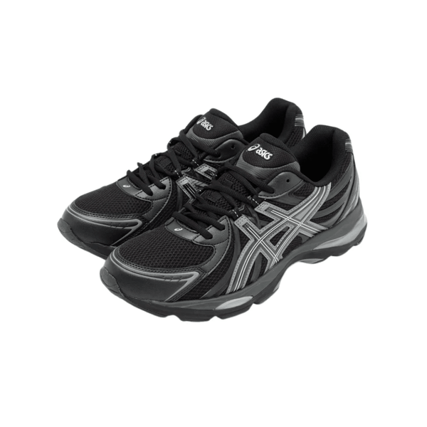ASICS Gel-Sekiran Black sneakers on feet Dubai