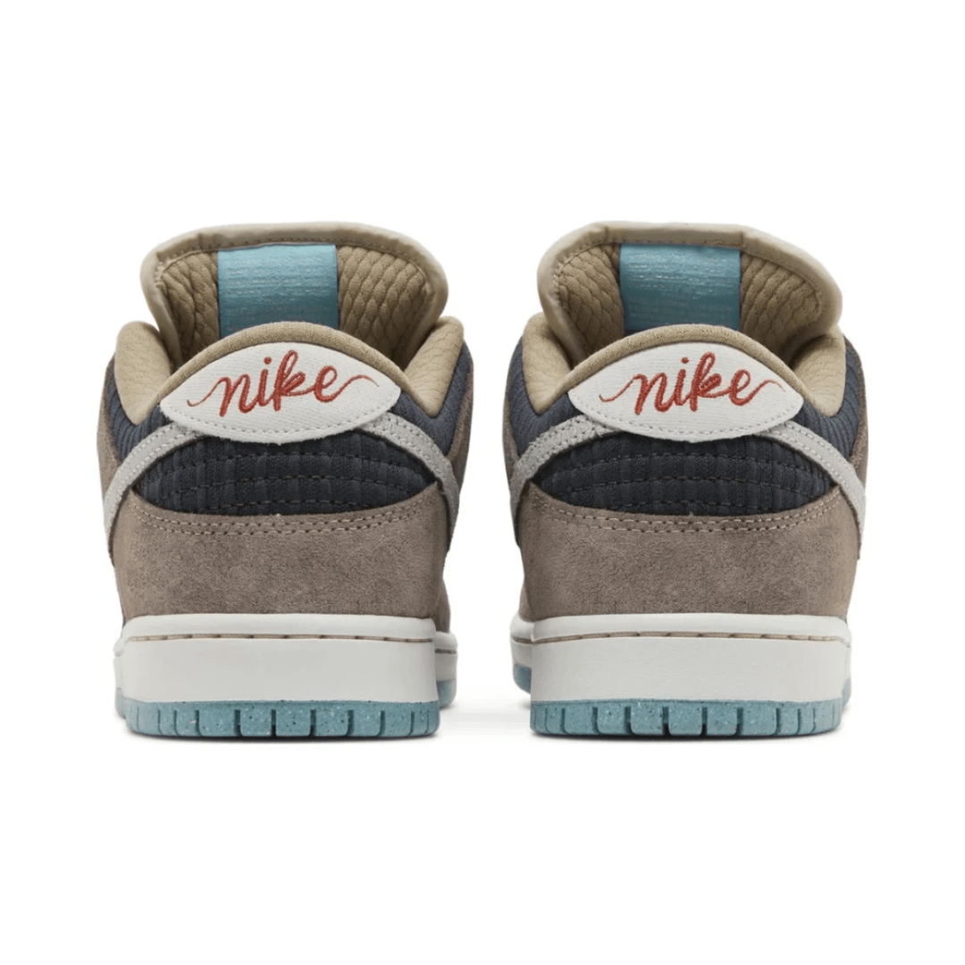 Nike Dunk Low SB Big Money Savings sneakers tongue detail