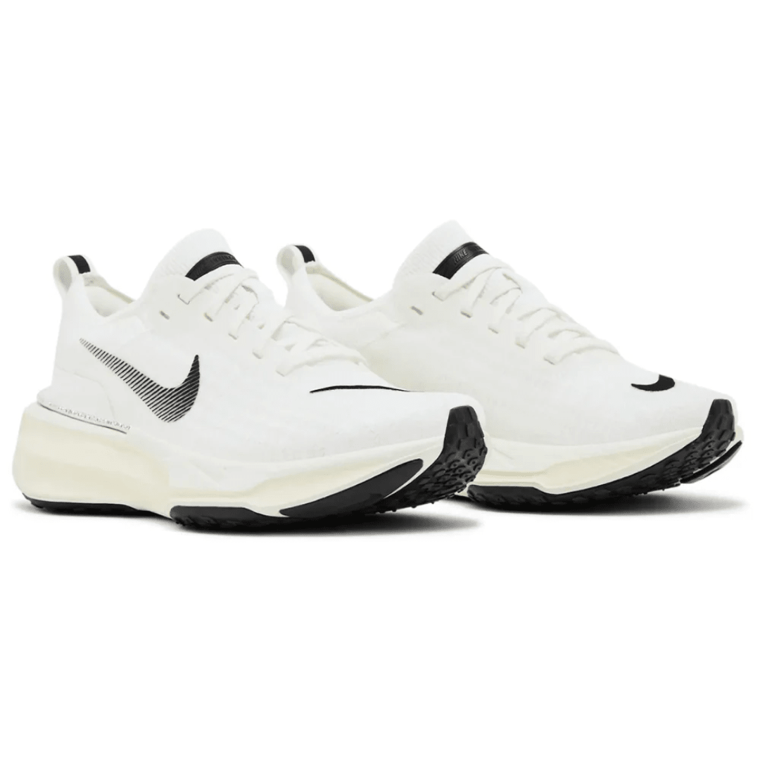 Nike ZoomX Invincible Run Flyknit 3 Summit White Black sneakers heel view
