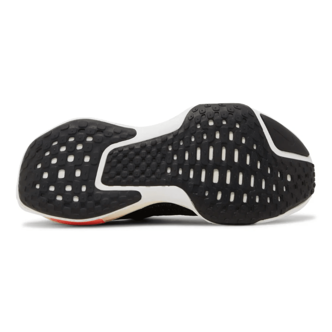 Nike ZoomX Invincible Run Flyknit 3 Black White sneakers midsole
