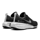 Nike ZoomX Invincible Run Flyknit 3 Oreo sneakers heel view