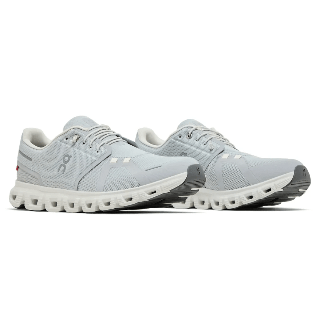 On Cloud 6 Glacier White heel view