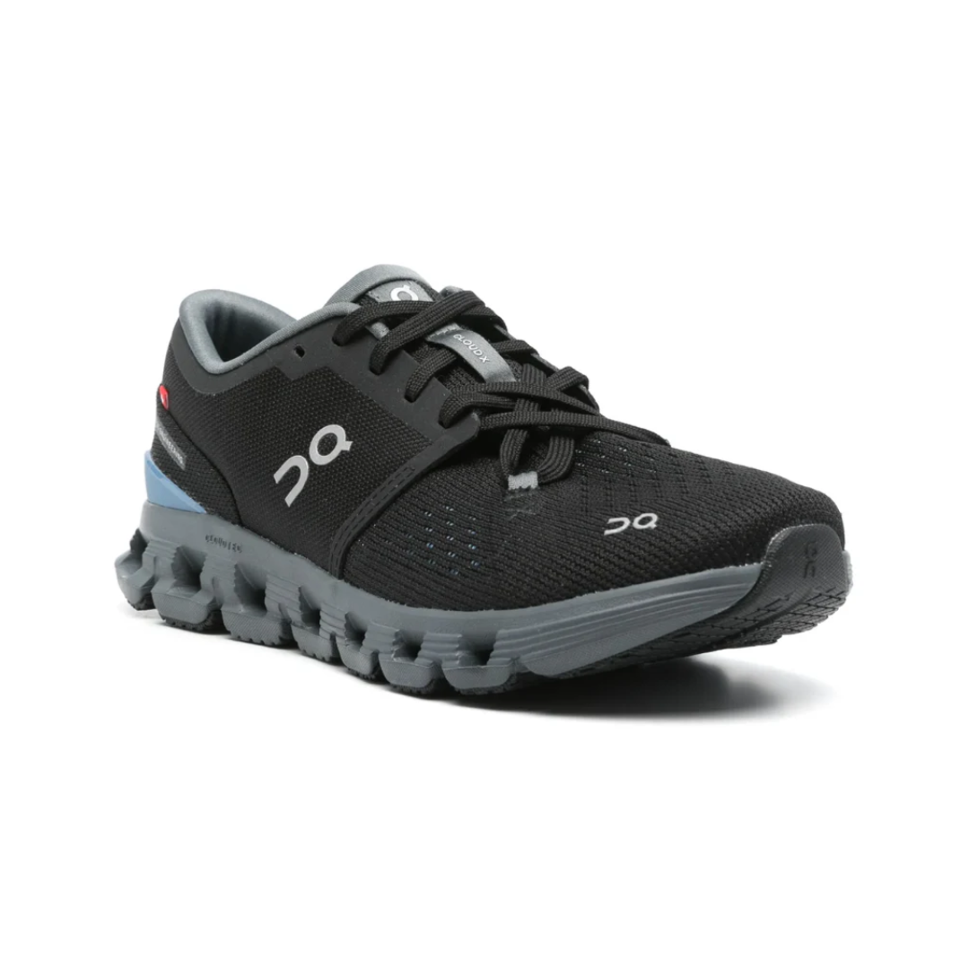 On Cloud X 4 "Black | Chambray"