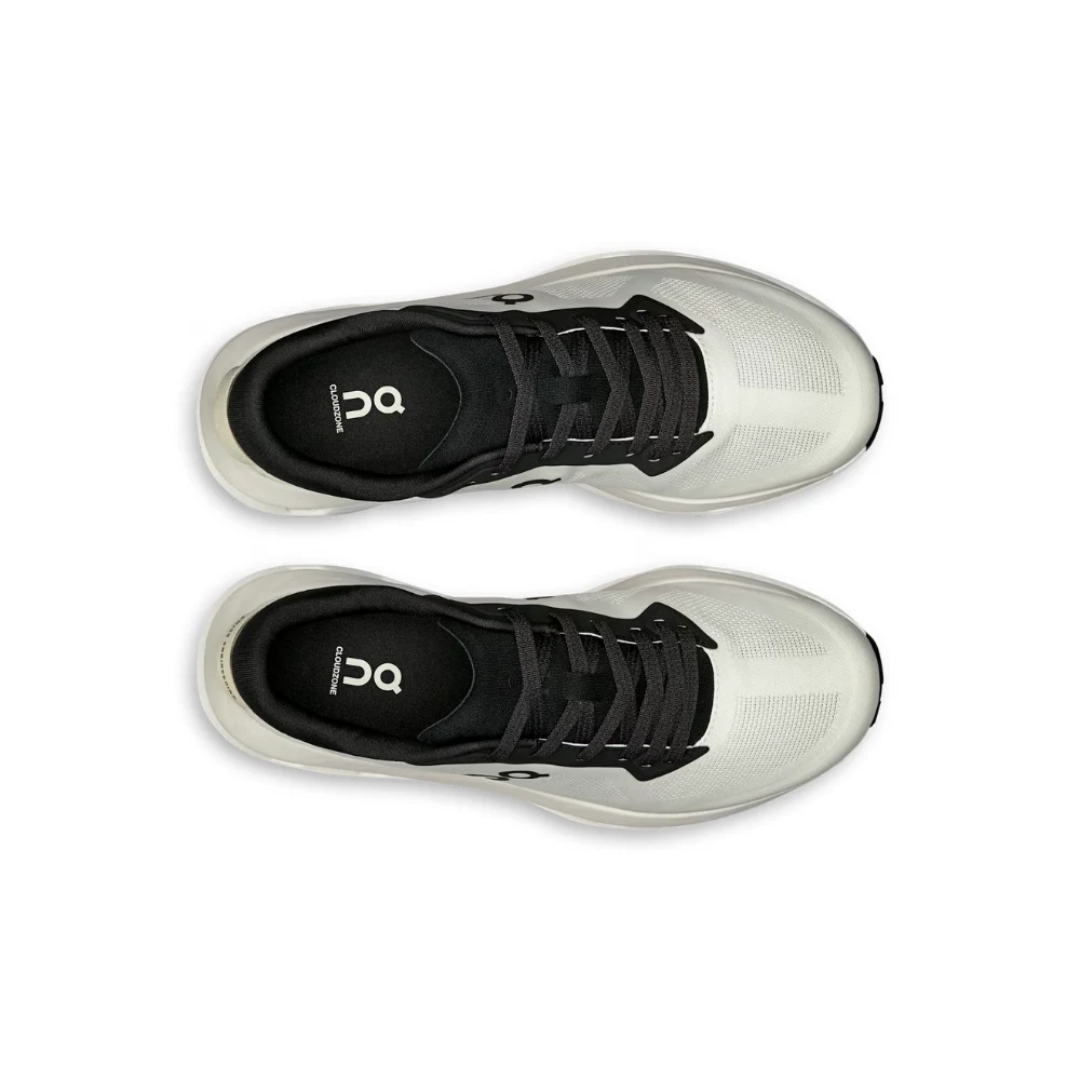 On Cloudzone Ice Black heel view