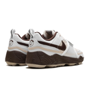 Travis Scott x Zoom Field Jaxx Light Chocolate sneakers heel view